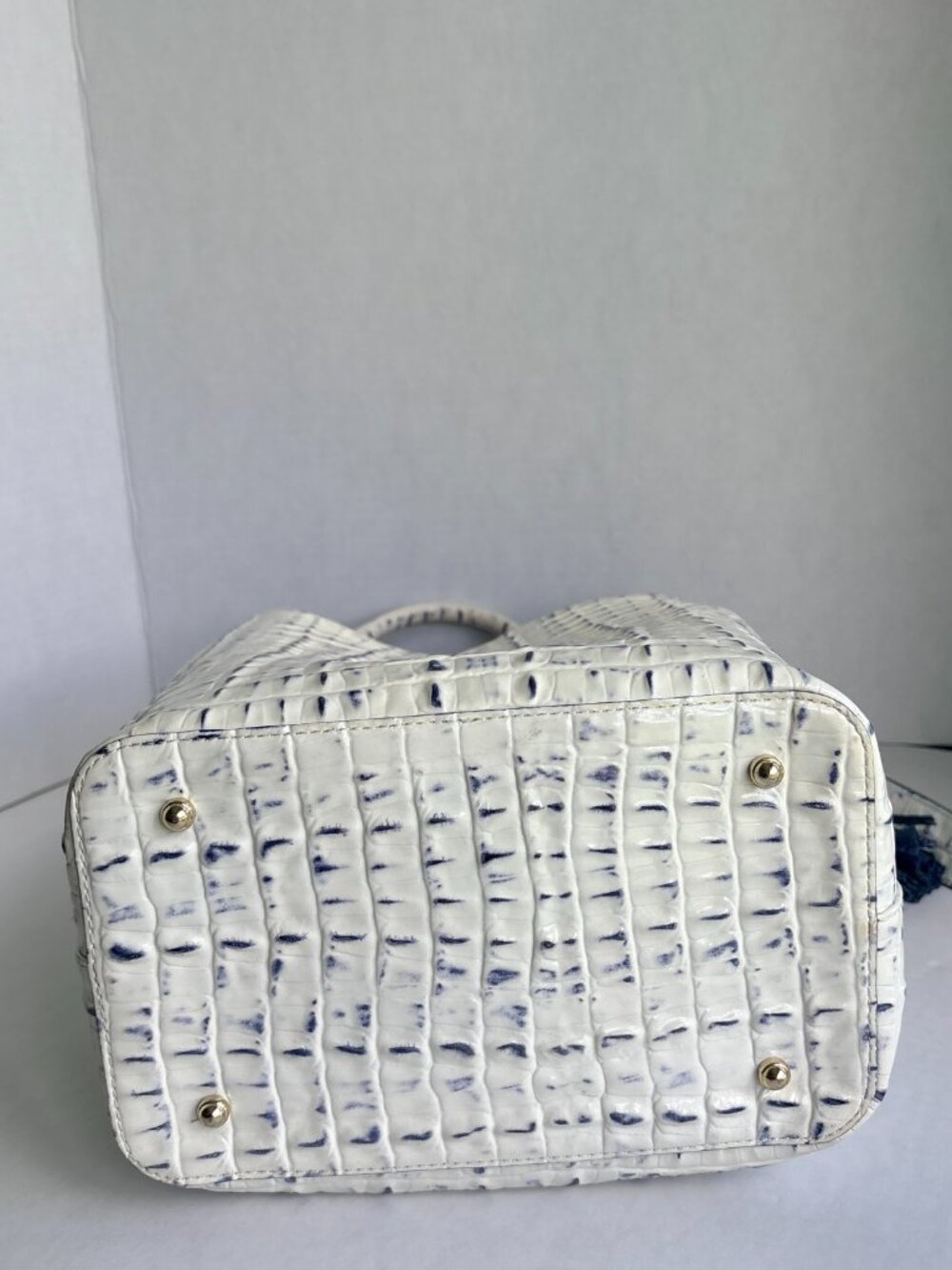 Authentic BRAHMIN Genuine Leather Melbourne Croc-Embossed, Blue&Ivory/White,Mat - Picture 4 of 8